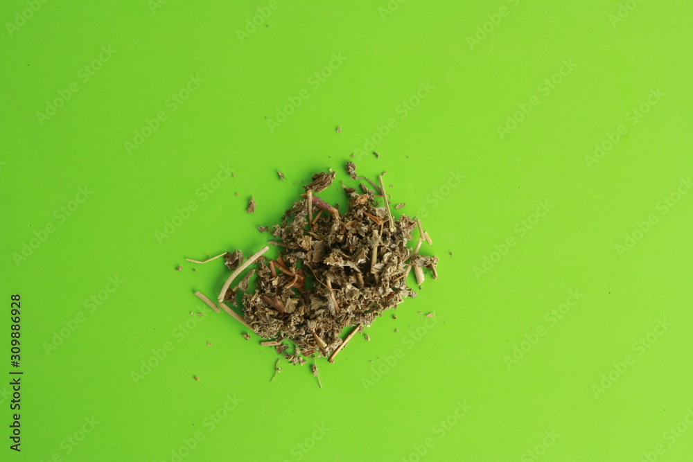 Fototapeta premium Infusion of raspberry leaf, recommended for pregnant women