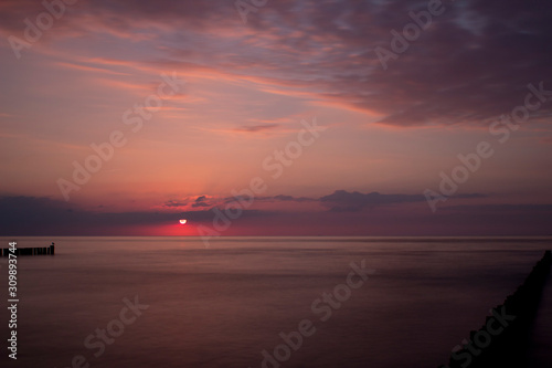 Strand in der Dämmerung, Sonnenuntergang