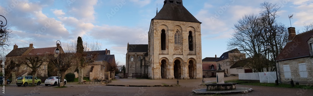 Abbaye de Saint-Benoît-sur-Loire, Tour-porche, Vue en panorama, haute