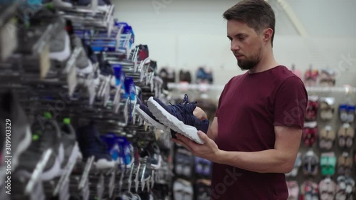 Wallpaper Mural Man buying running shoes Torontodigital.ca