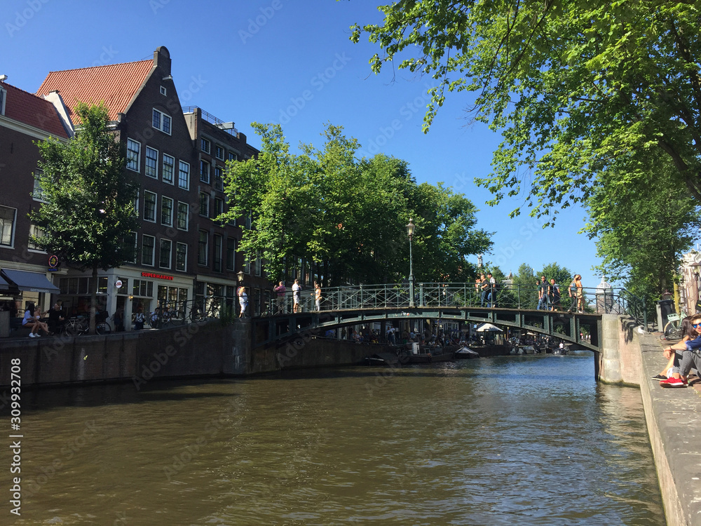 Rivière fleuve à Amsterdam