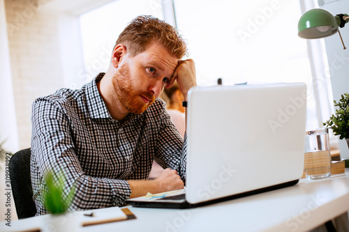 Fotografía Businessman made mistake. Worried businessman at office.