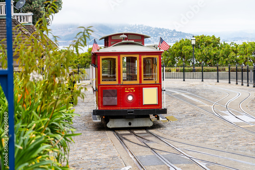 Canvas Print Famous Cable Car of San Francisco