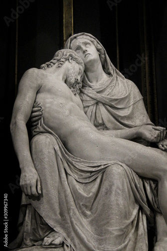 Obraz na plátně Gesù nelle braccia di Maria - Cristianesimo