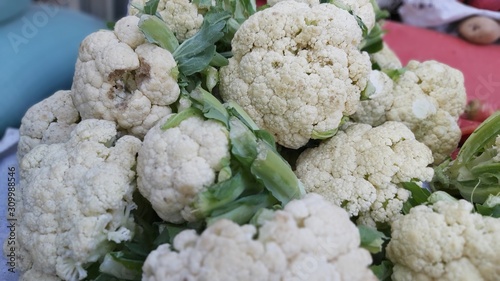 fresh cauliflower and broccoli