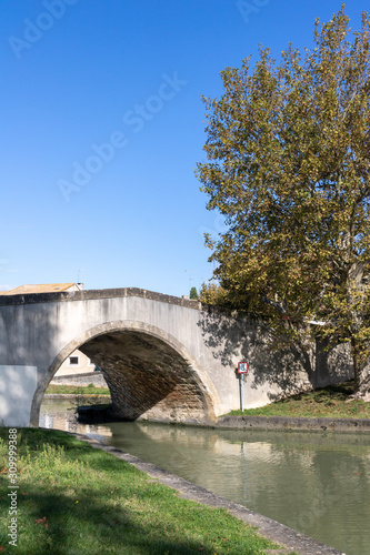 Pont sur le Canal du Midi à Castelnaudary