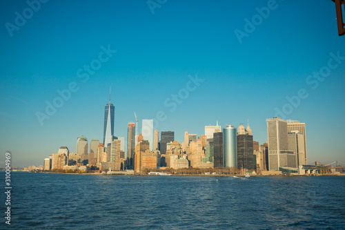 new york city skyline © Ilya