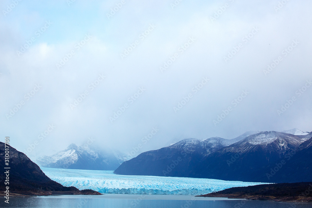 landscapes of el calafate in argentina