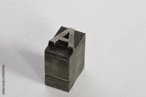 A , buchstabe A , bleiletter, lettern, buchdruck, alphabeth, druck, druckerei, drucken, gutenberg, johannes gutenberg, schwarze kunst, typographie, futura photo