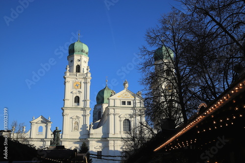 Dom Sankt Stephan  Christkindlmarkt in Passau