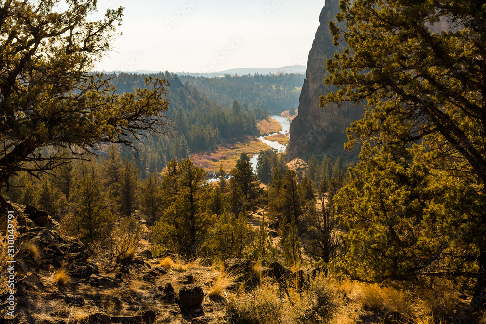 Sunset views of the Crooked River at Smith Rock State Park