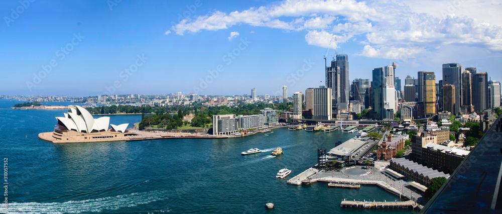 Obraz premium Panorama portu w Sydney
