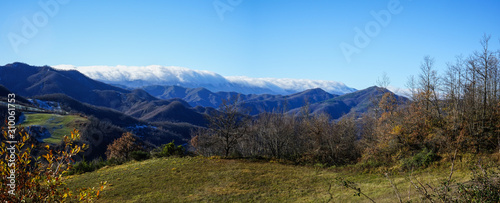 Winter clear skies panoramic view © Alessio Russo
