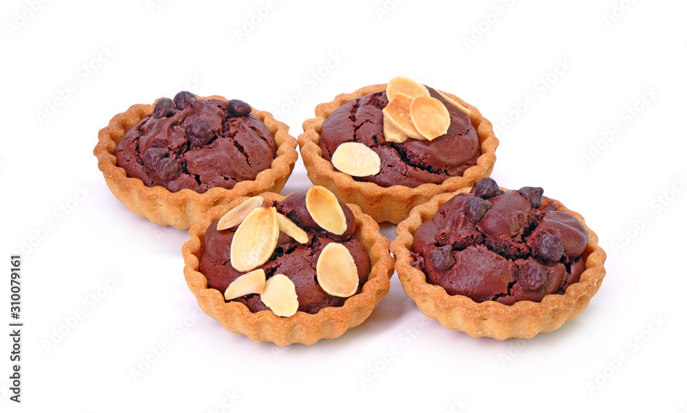 Chocolate tarts topping with sliced almonds and chocolate chips, Isolated on white background. Chocolate tarts topping with sliced almonds and chocolate chips, Isolated on white background.