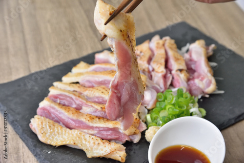 鶏のタタキ