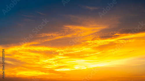 Sunset sky for background,sunrise sky and cloud at morning. © Praew stock