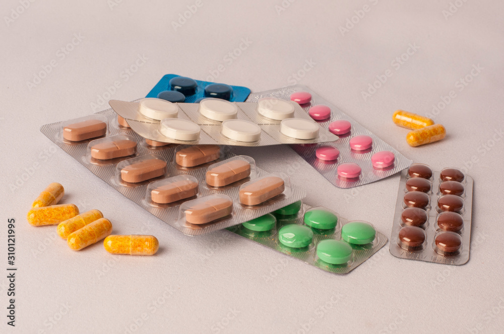 pills isolated on white background pills isolated on white background