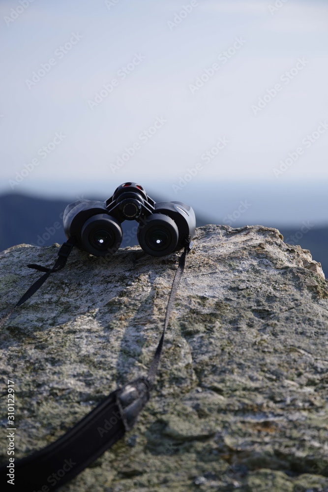Fototapeta premium 双眼鏡