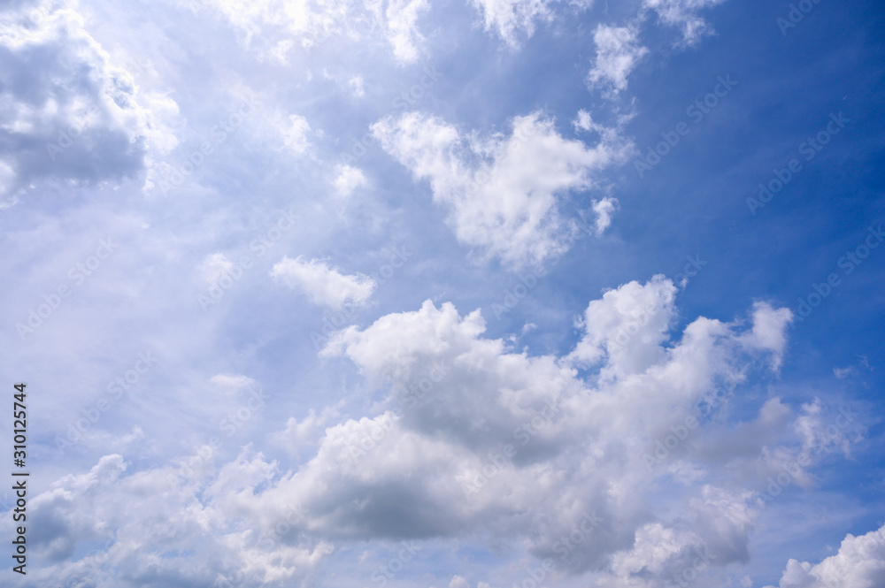 Obraz premium Blue sky with cloud.picture background website or art work design.