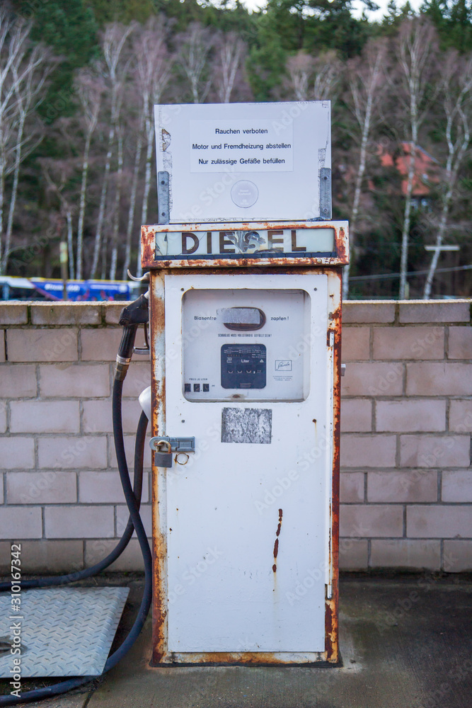 Fototapeta premium Alte Tankstelle