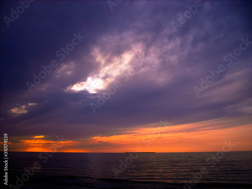 Sunset by the sea © Violetta Korolkova 