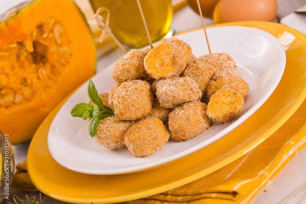 Pumpkin chicken meatballs. Pumpkin chicken meatballs.