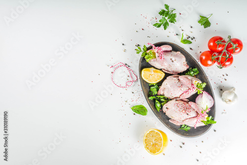 Obraz na płótnie Quail cooking background