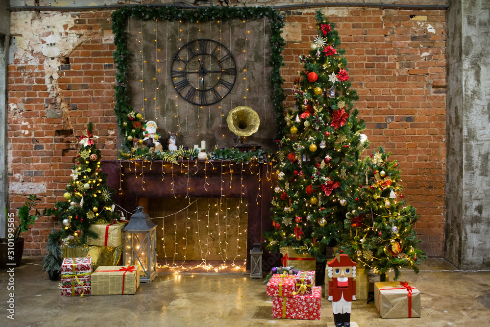 Fototapeta premium Christmas tree with gifts and fireplace