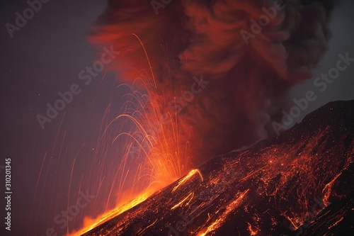Canvas Print Molten lava erupting from Sakurajima Kagoshima Japan