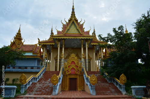 Temple Battambang Cambodge © Marc