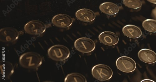 4K Old Typewriter photo