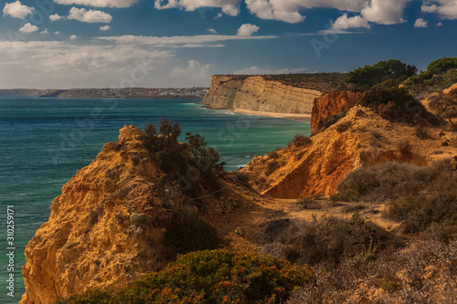 Portugal, Algarve, Praia do Barranco do Martinho, Landschaft bei Lagos photo