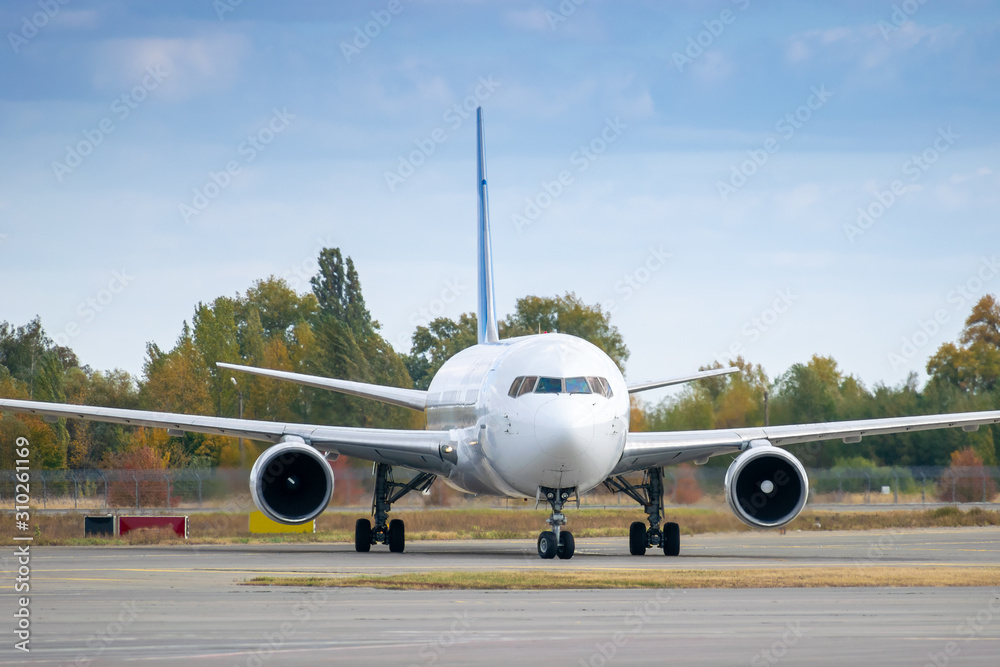 Passenger plane front Passenger plane front