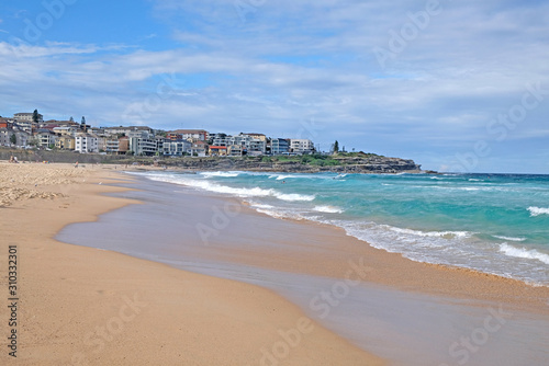 Canvas Print Iconic Bondi beach in Sydney, Australia