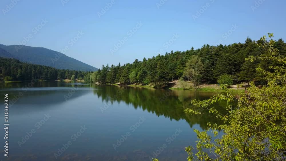 Beautiful Tranquil Lake View With Countryside Dwelling Home Beautiful Tranquil Lake View With Countryside Dwelling Home