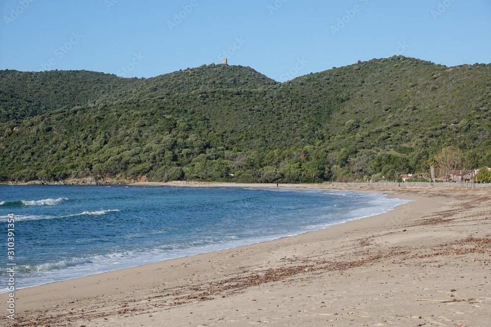 La plage de Chiuni en Corse La plage de Chiuni en Corse