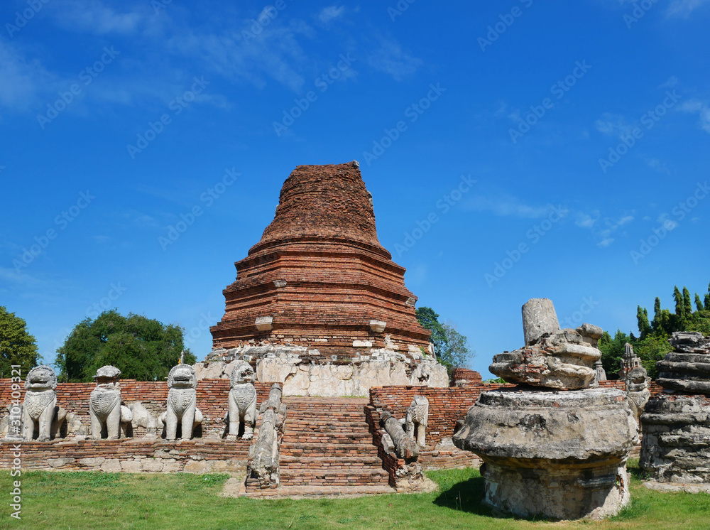 Ancient ruins of pagoda at Ayutthaya, Thailand. Ayutthaya province is a UNESCO World Heritage Site in Thailand