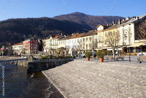 Cannobio, Lago Maggiore, Seepromenade photo