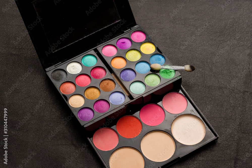 eye shadows palette with brush eye shadows palette with brush