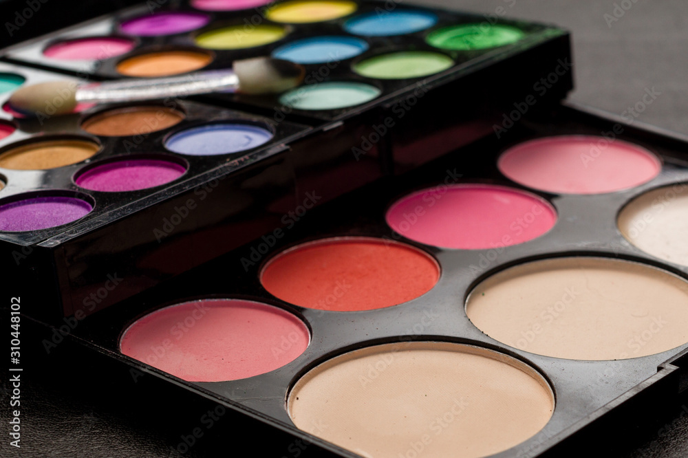 eye shadows palette with brush eye shadows palette with brush