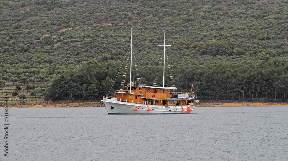 Boat Tours Island Cres Croatia