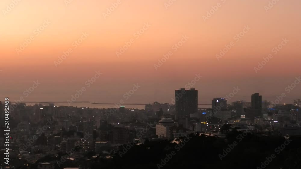沖縄 那覇の夕景
