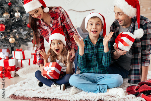 Parents greeting their chil...
