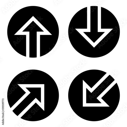 Arrow icon inside a black circle pointing in many directions