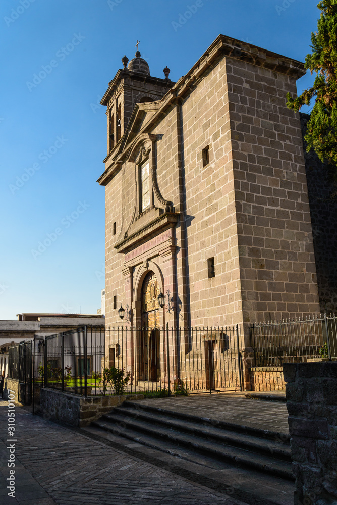 Fachada del templo de Maria de Guadalupe en Cuitzeo, Michoacan, Mexico