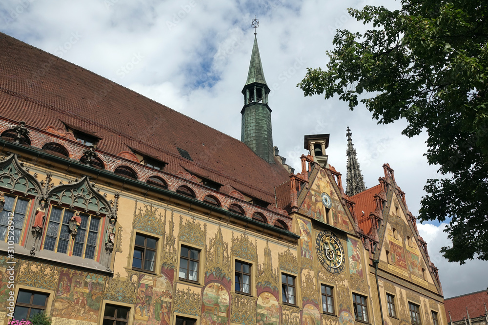Obraz premium Rathaus in Ulm