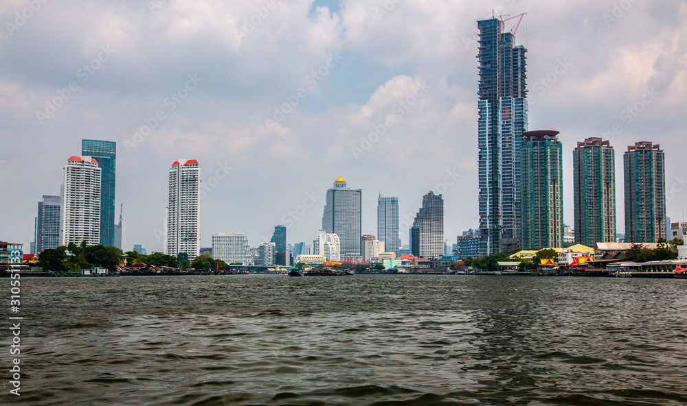 Bangkok city skyline and Chao Phraya river, Bangkok, Thailand