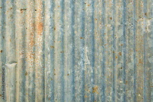 Rusted steel sheet