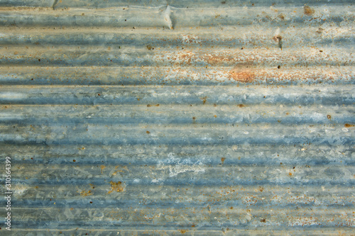 Rusted steel sheet