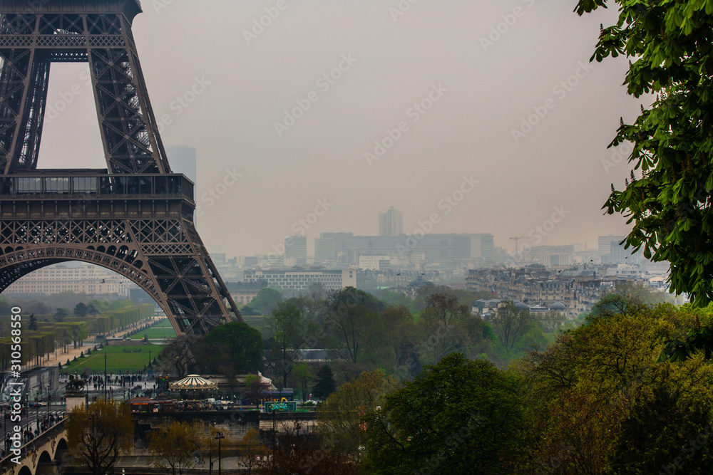 Fototapeta premium LA TOUR EIFFEL